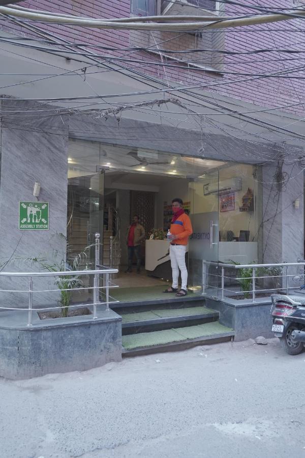 Hotel Leo Continental New Delhi Exterior photo